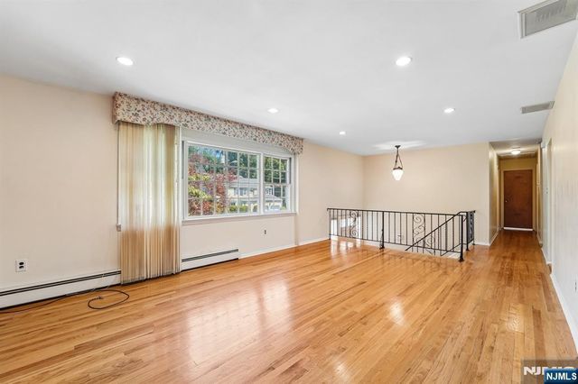41-57 Rys, Fair Lawn, NJ 07410
