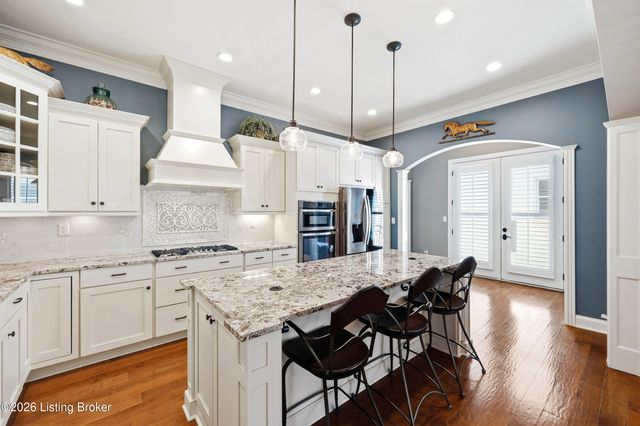 9309 Bergamot Dr, Prospect, KY 40059