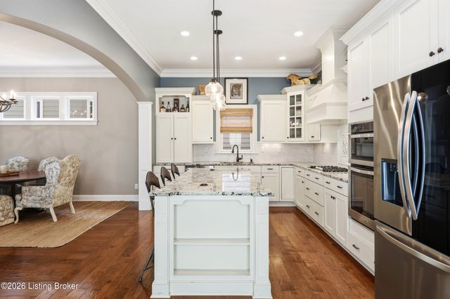 9309 Bergamot Dr, Prospect, KY 40059