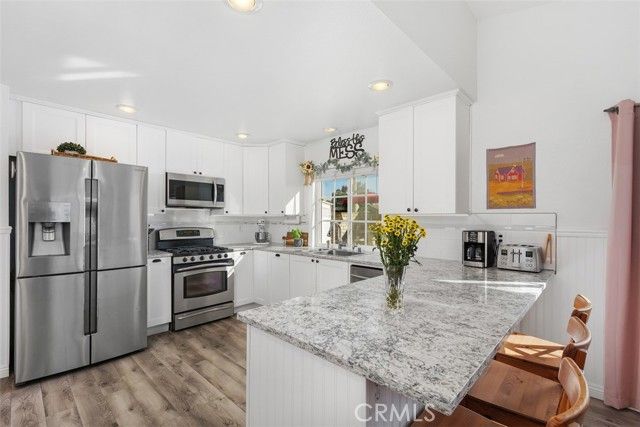 896 Monarch, Corona, CA 92879