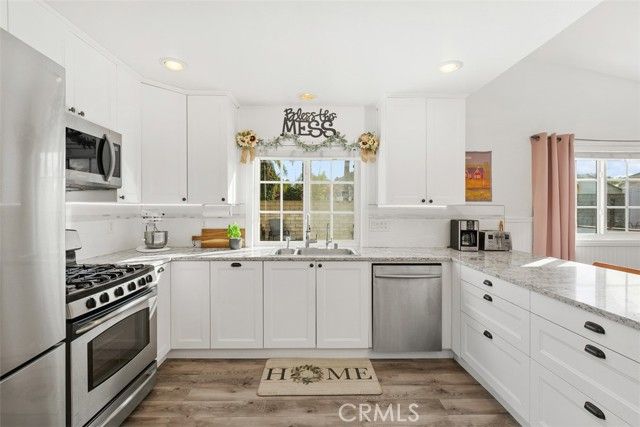 896 Monarch, Corona, CA 92879