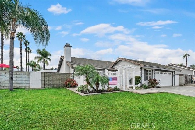 896 Monarch, Corona, CA 92879