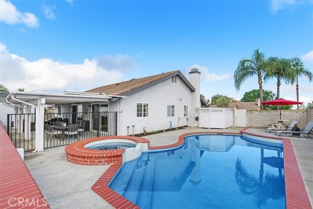 896 Monarch, Corona, CA 92879