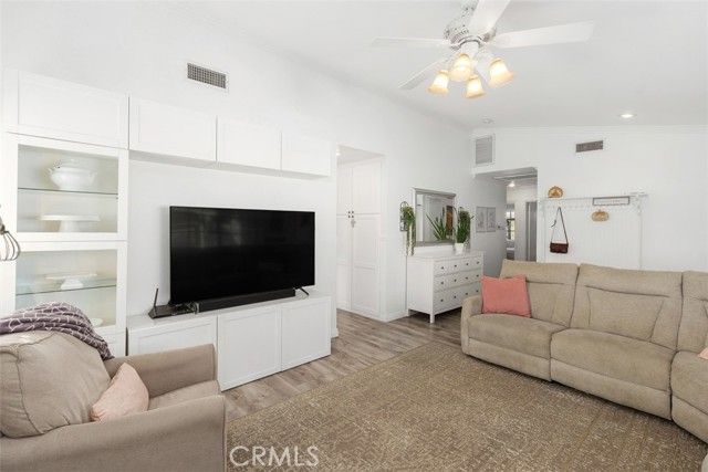 896 Monarch, Corona, CA 92879