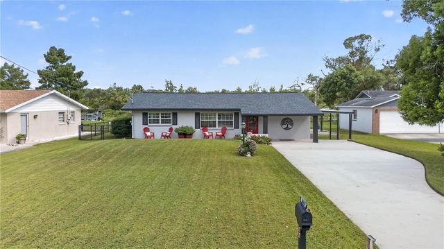 28050 LOIS DRIVE, Tavares, FL 32778