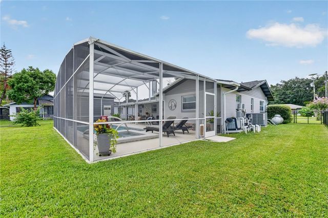 28050 LOIS DRIVE, Tavares, FL 32778