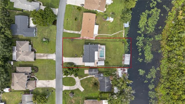 28050 LOIS DRIVE, Tavares, FL 32778