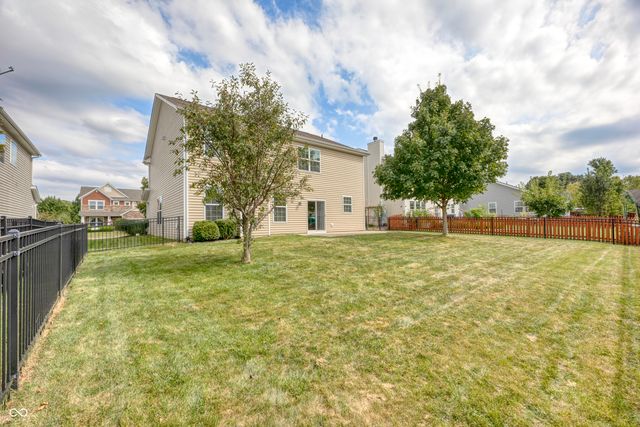 18184 Sadie Lane, Westfield, IN 46062