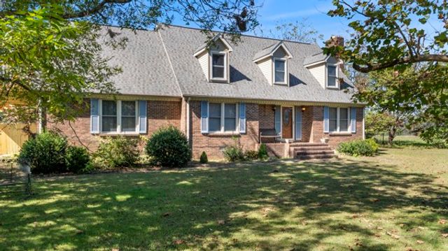 7 Scott Orchard Rd, Taft, TN 38488