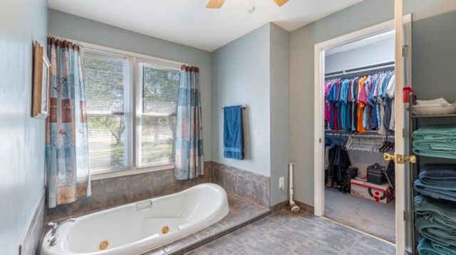 7 Scott Orchard Rd, Taft, TN 38488