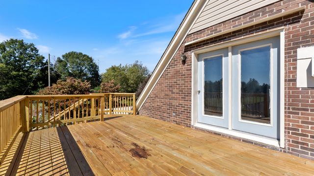 7 Scott Orchard Rd, Taft, TN 38488