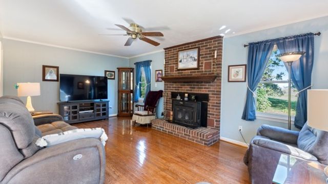 7 Scott Orchard Rd, Taft, TN 38488