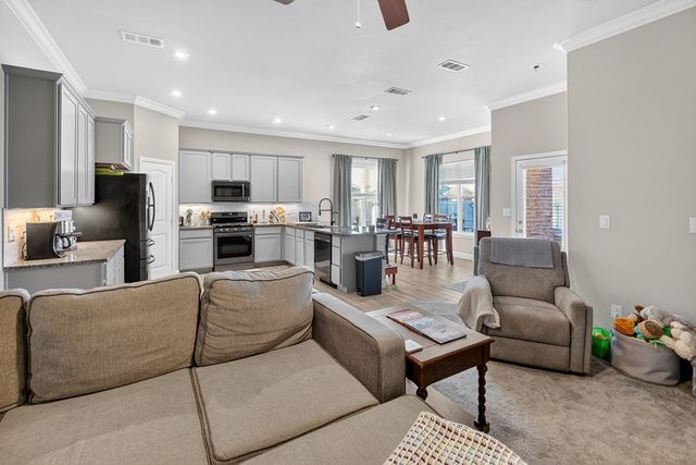 6801 Baron Dr, Midland, TX 79705