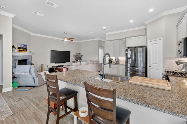 6801 Baron Dr, Midland, TX 79705