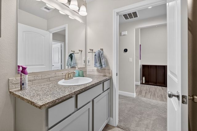 6801 Baron Dr, Midland, TX 79705