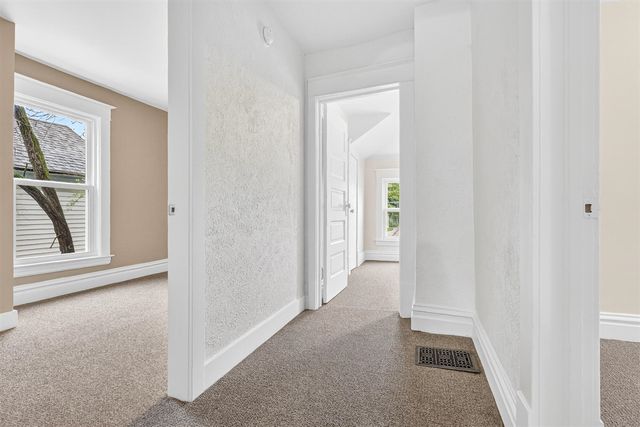 842 Hall Street, Grand Rapids, MI 49507