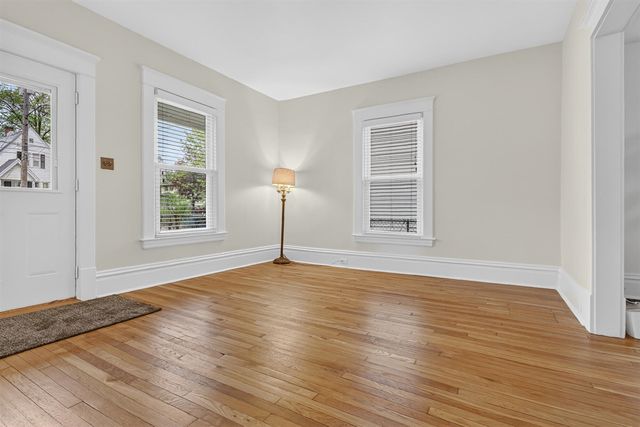 842 Hall Street, Grand Rapids, MI 49507
