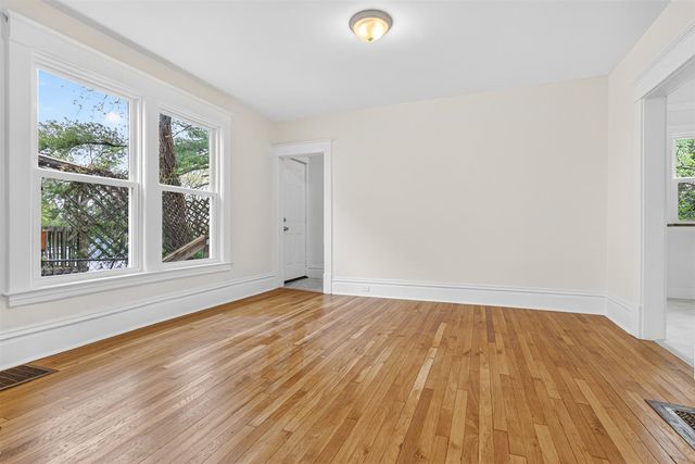 842 Hall Street, Grand Rapids, MI 49507