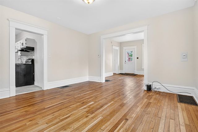 842 Hall Street, Grand Rapids, MI 49507