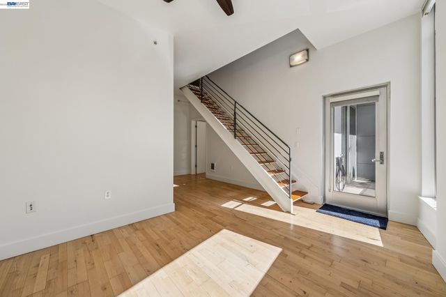 2300 Broadway 4, Oakland, CA 94612