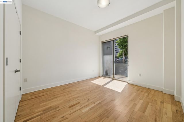 2300 Broadway 4, Oakland, CA 94612