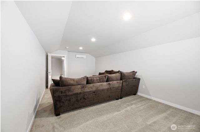 32503 Webster Road E, Eatonville, WA 98328