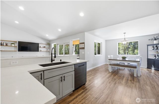 32503 Webster Road E, Eatonville, WA 98328