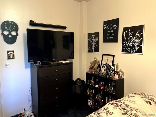 1910 S Custer Road, Monroe, MI 48161