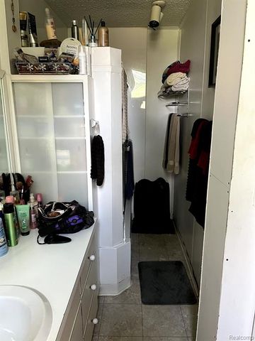 1910 S Custer Road, Monroe, MI 48161