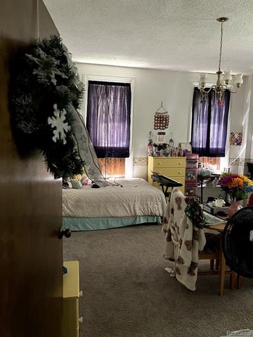 1910 S Custer Road, Monroe, MI 48161