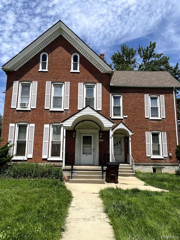 1910 S Custer Road, Monroe, MI 48161