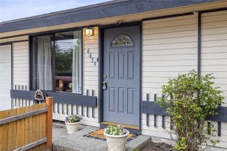 6659 E Portland Avenue, Tacoma, WA 98404