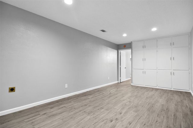 6709 Santiago Avenue, Fort Worth, TX 76133