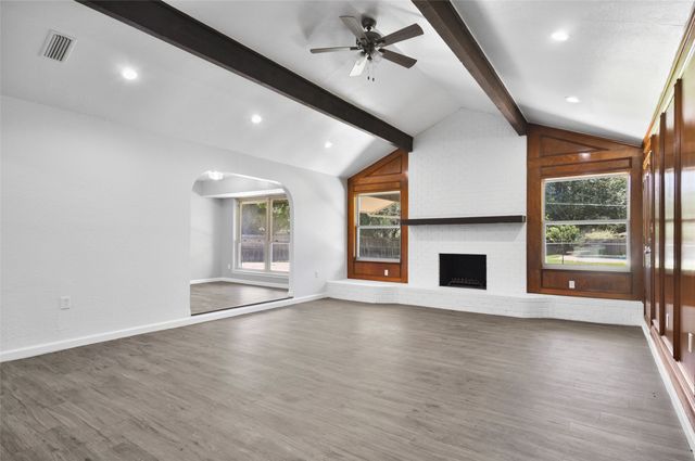 6709 Santiago Avenue, Fort Worth, TX 76133