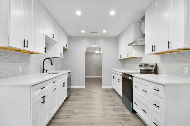6709 Santiago Avenue, Fort Worth, TX 76133