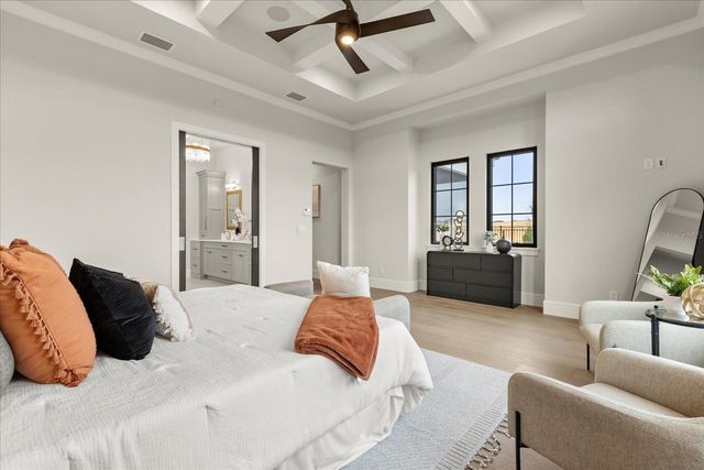 16001 VOLTERRA POINT, Bella Collina, FL 34756