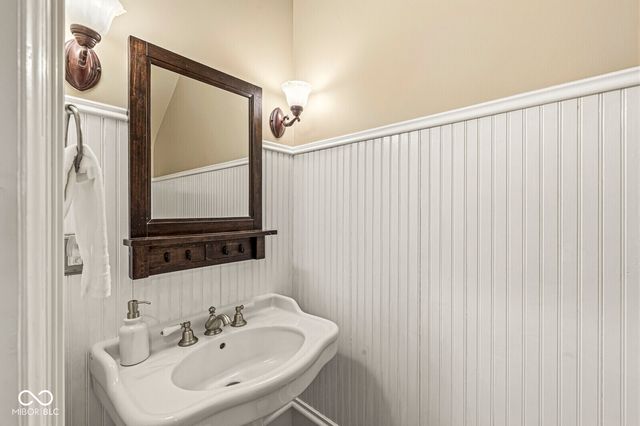 5710 Lawton Loop West Drive, Indianapolis, IN 46216