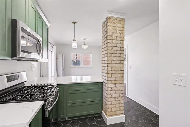 1020 Mclean Avenue, Royal Oak, MI 48067