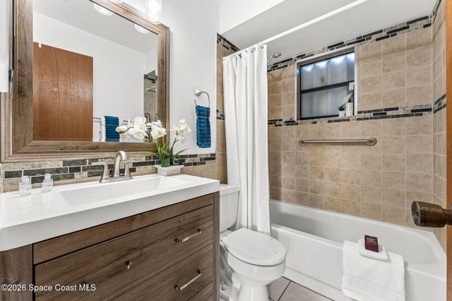 507 Vin Rose Circle SE, Palm Bay, FL 32909