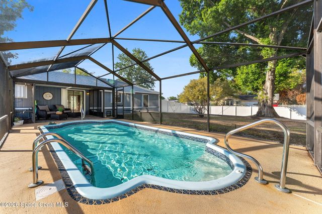 507 Vin Rose Circle SE, Palm Bay, FL 32909