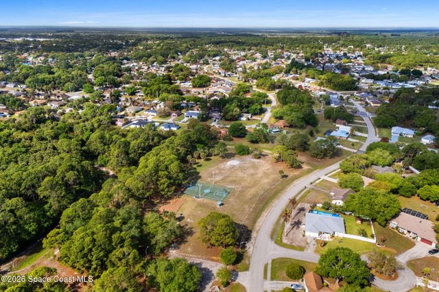 507 Vin Rose Circle SE, Palm Bay, FL 32909