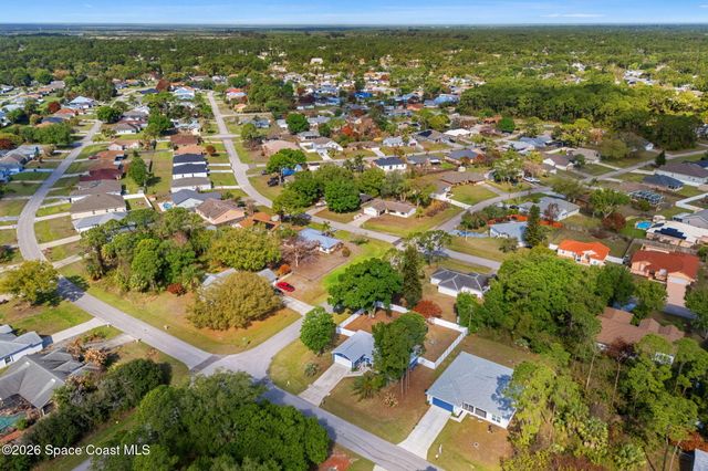 507 Vin Rose Circle SE, Palm Bay, FL 32909