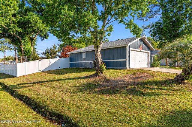 507 Vin Rose Circle SE, Palm Bay, FL 32909