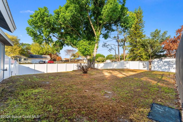 507 Vin Rose Circle SE, Palm Bay, FL 32909