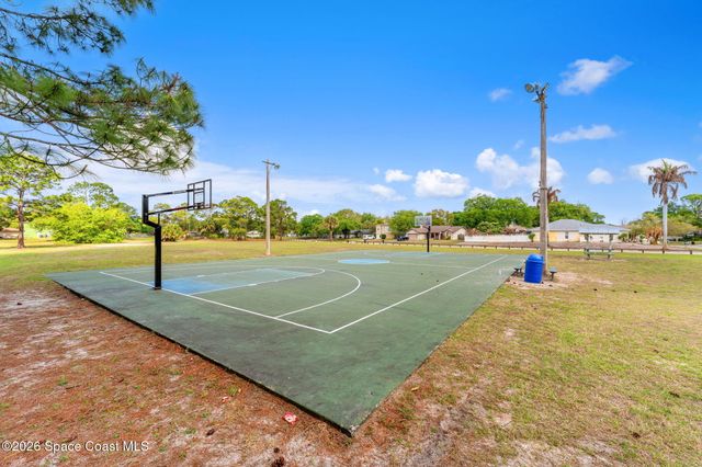 507 Vin Rose Circle SE, Palm Bay, FL 32909