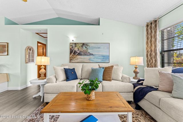 507 Vin Rose Circle SE, Palm Bay, FL 32909