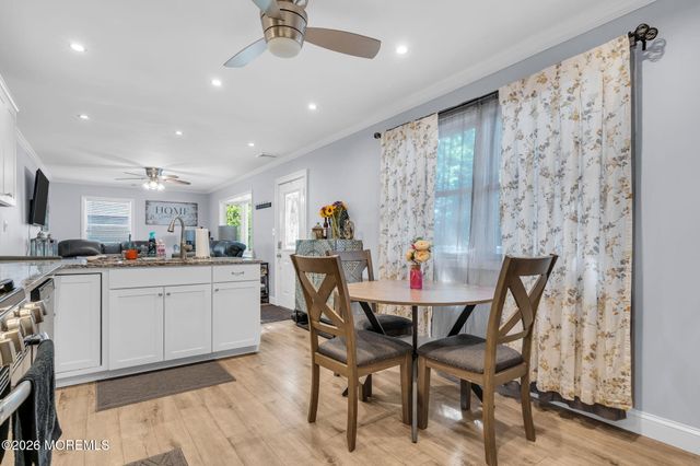 77 Lighthouse Drive, Manahawkin, NJ 08050