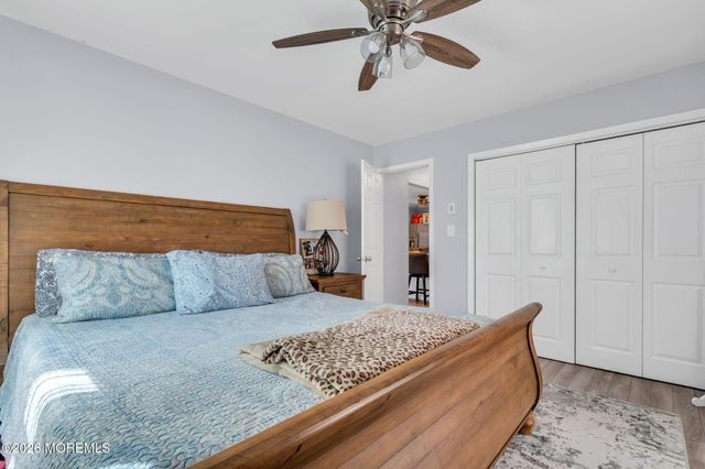 77 Lighthouse Drive, Manahawkin, NJ 08050