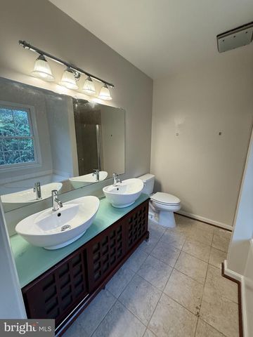 46748 WOODMINT TER, Sterling, VA 20164