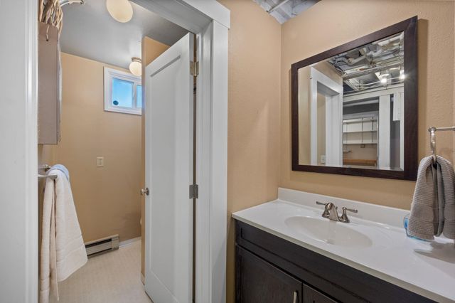 3408 N Lidgerwood St, Spokane, WA 99207